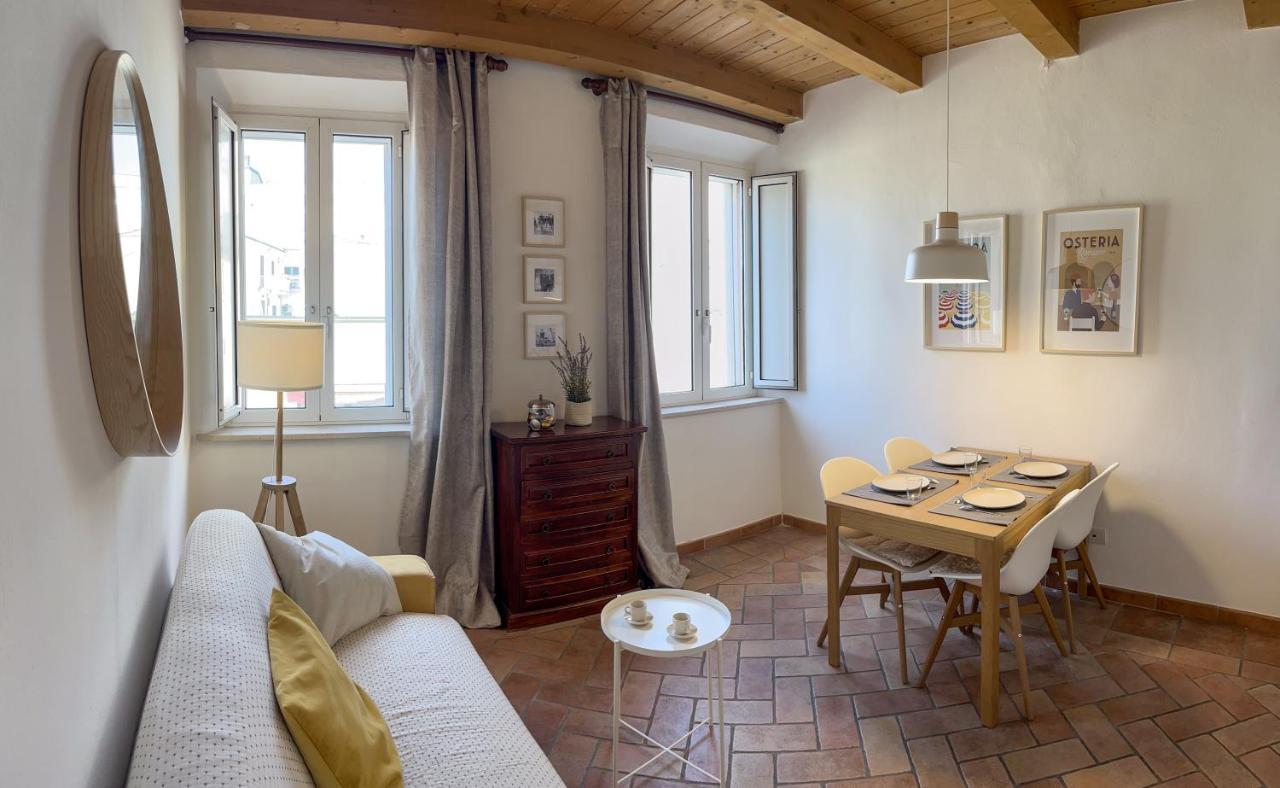 Appartements Dans Agreable Maison De Ville Centre Historique De Rimini Luaran gambar