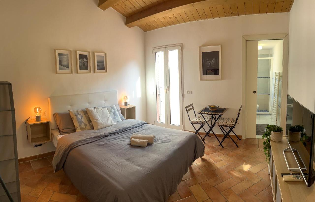 Appartements Dans Agreable Maison De Ville Centre Historique De Rimini Luaran gambar